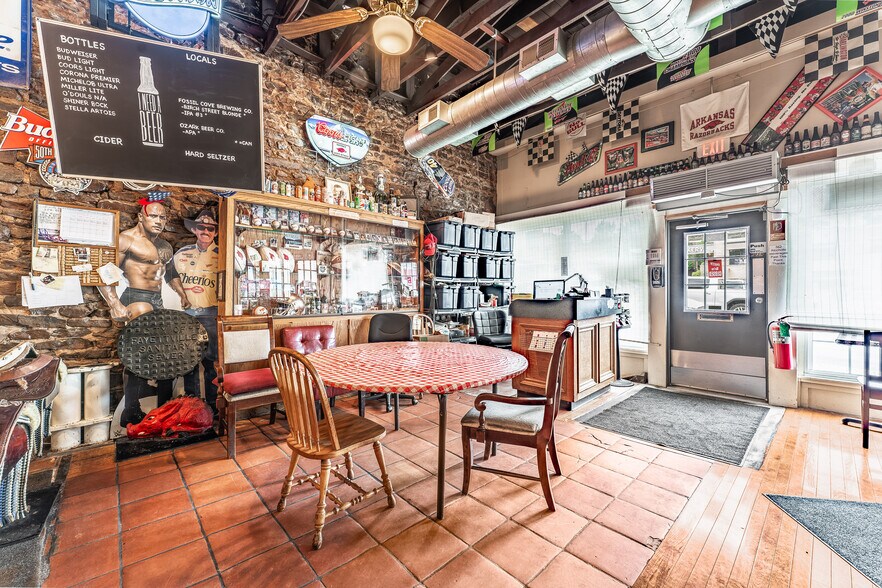More Photos Of 316 W Dickson St, Fayetteville Restaurant For Sale
