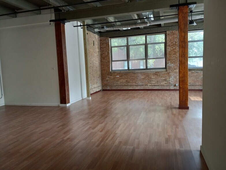 More Photos Of 5100 N Ravenswood Ave, Chicago Loft Creative Space For Lease