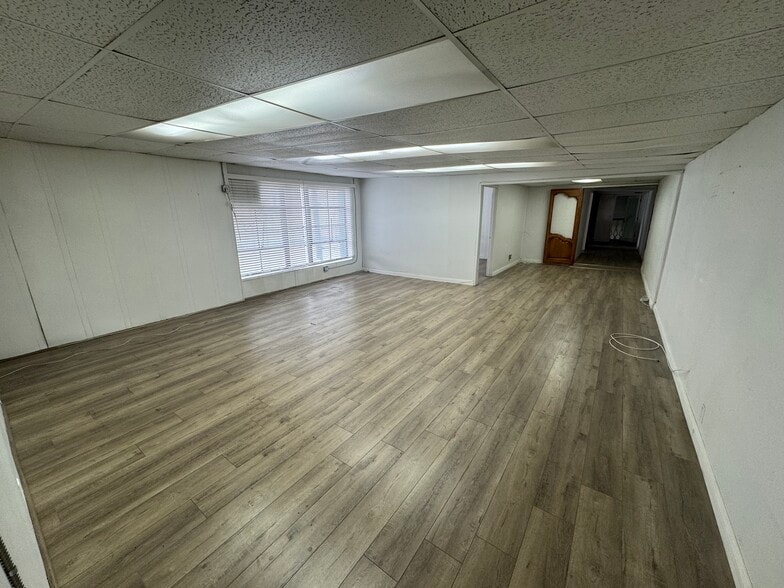 More Photos Of 4450 E Washington Blvd, Commerce Manufacturing For Lease