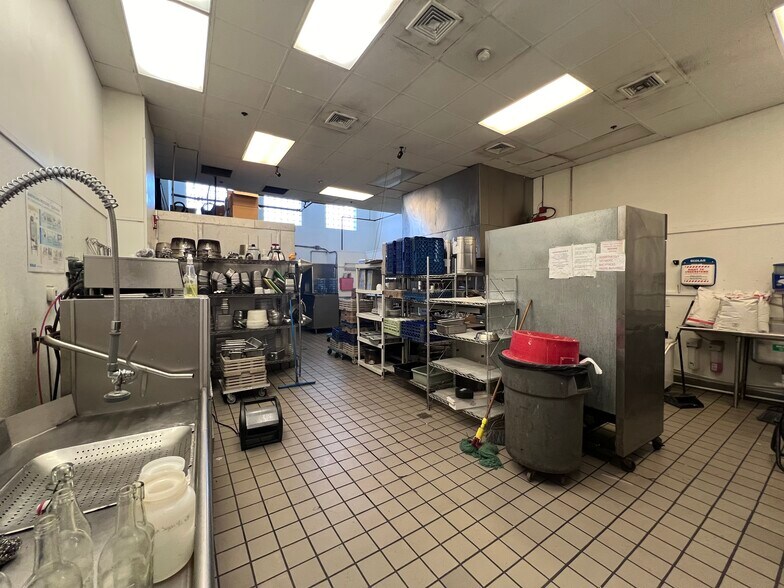 More Photos Of 405 Hay St, Fayetteville Apartments For Lease