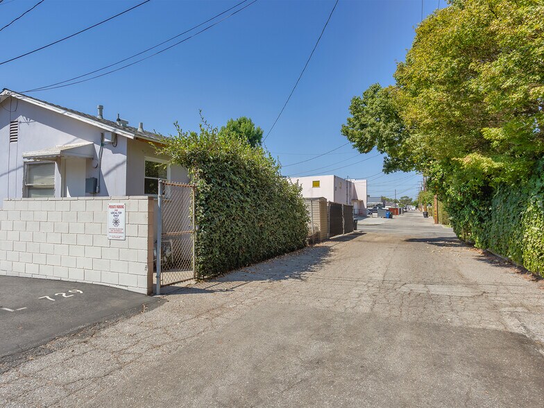 More Photos Of 1817 W Burbank Blvd, Burbank Daycare Center For Sale