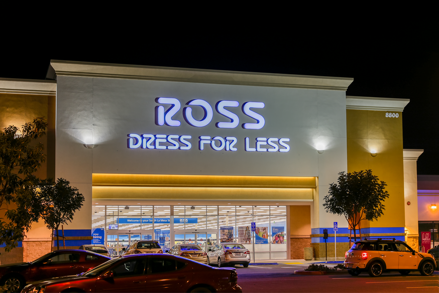 More Photos Of 8780-8820 Grossmont Blvd, La Mesa Unknown For Lease