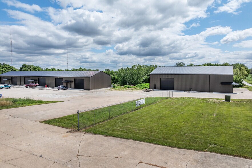 More Photos Of 5101 Kochs Ln, Quincy Warehouse For Lease