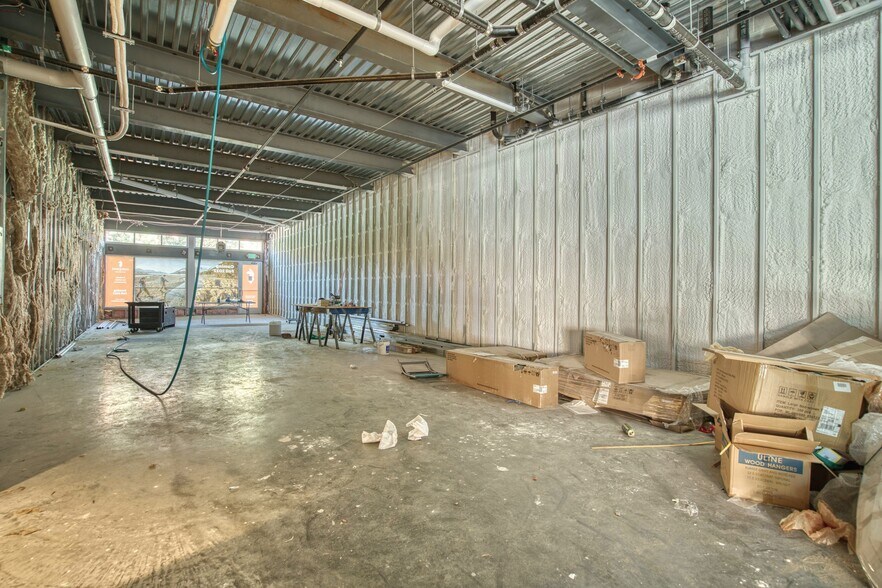 More Photos Of 1102 Pearl St, Boulder Storefront Retail Office For Lease