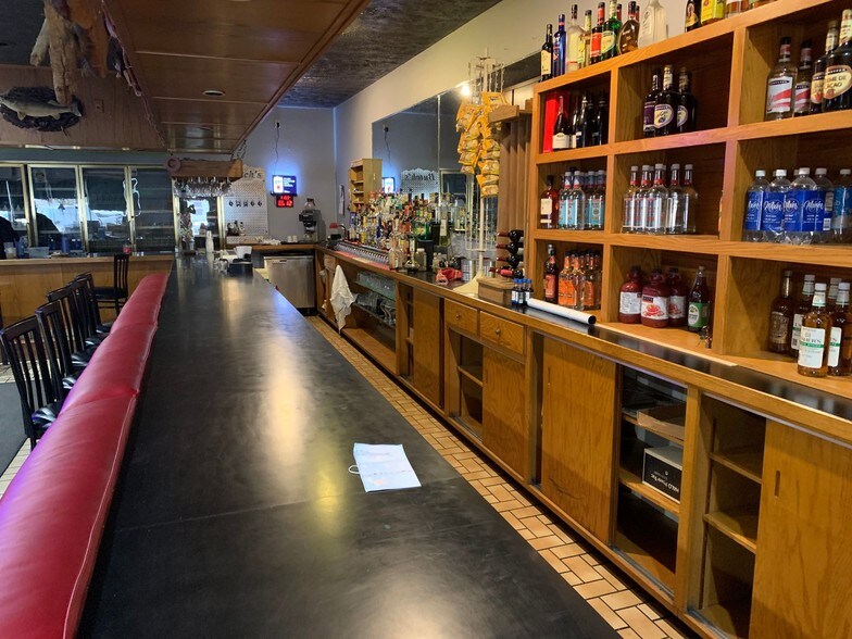 More Photos Of 121 W 1st St, Hershey Restaurant For Sale