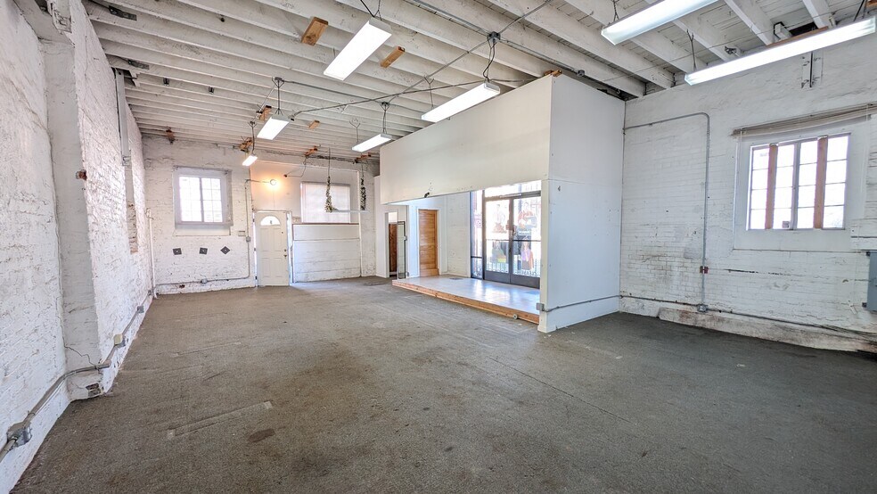 More Photos Of 5500 3rd St, San Francisco Storefront For Lease