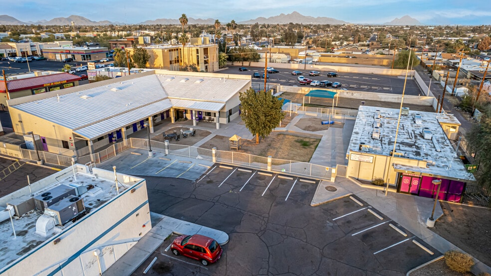 More Photos Of 5827 N 35th Ave, Phoenix Schools For Sale