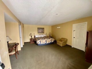 More Photos Of 529 S 4th St, Springfield Hotel For Sale