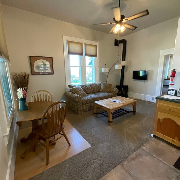 More Photos Of 155 Townsend St, Cedarville Apartments For Sale