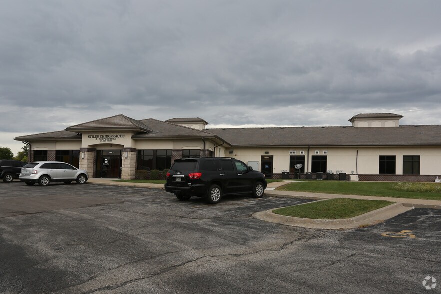More Photos Of 19101 E Valley View Pky, Independence Medical For Sale