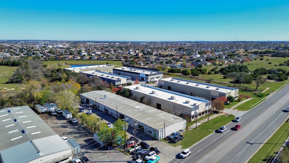 More Photos Of 190 N Bagdad Rd, Leander Warehouse For Sale