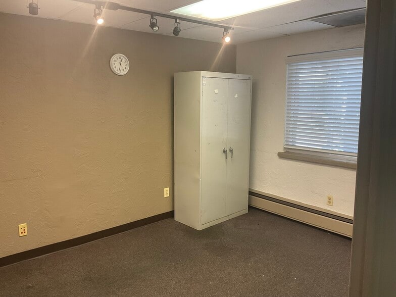 More Photos Of 4045 N Wadsworth Blvd, Wheat Ridge Office For Sale