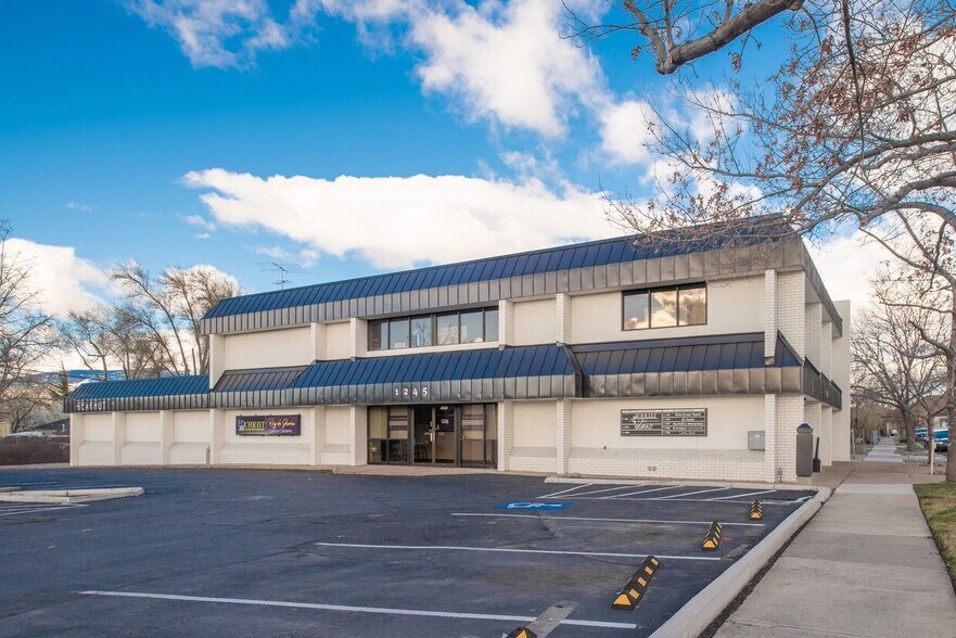 More Photos Of 1245 S Wells Ave, Reno Office For Lease