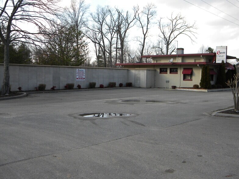 Primary Photo Of 25364 Richmond Tpke, Ruther Glen Service For Sale