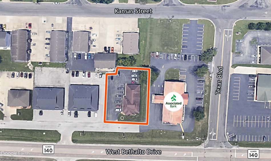 More Photos Of 404 W Bethalto Dr, Bethalto Medical For Sale