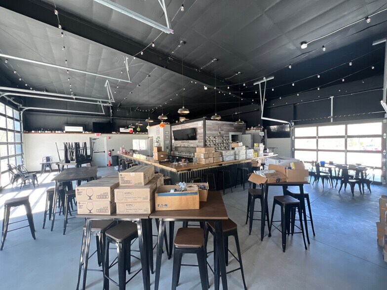 More Photos Of 1528 Route 12, Gales Ferry Restaurant For Sale