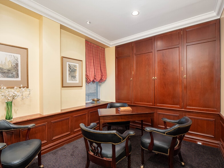 More Photos Of 875-877 Park Ave, New York Apartments For Sale