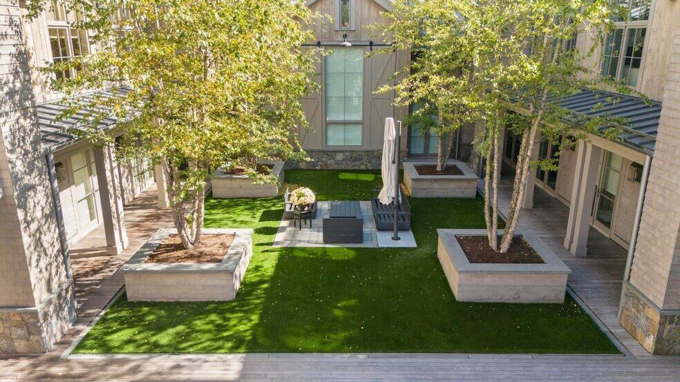 More Photos Of 21 Forest Street Unit# C1, New Canaan General Retail For Sale