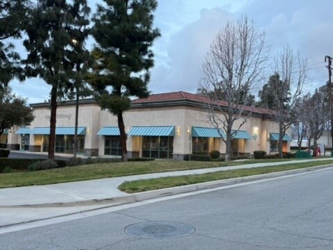 More Photos Of 1715 W Redlands Blvd, Redlands Storefront Retail Office For Lease