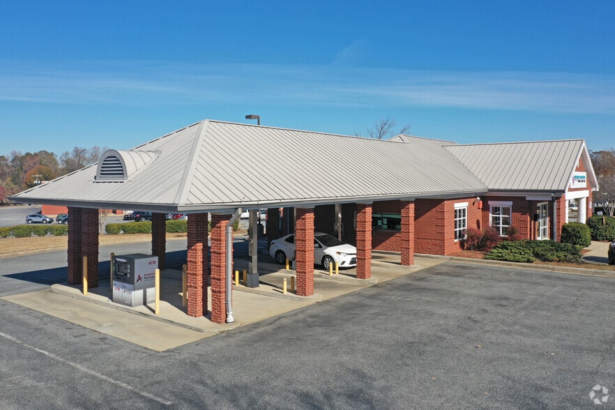 More Photos Of 4636 W Market St, Greensboro Bank For Sale