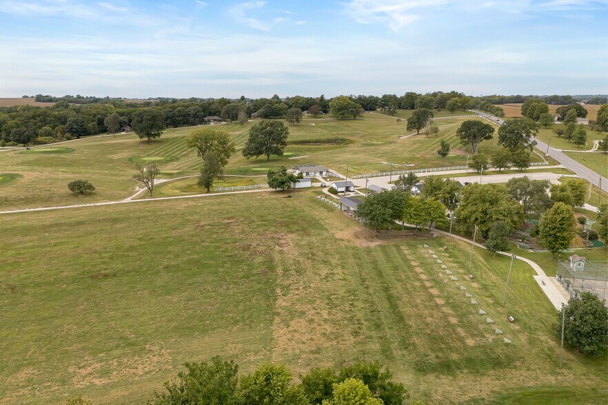 More Photos Of 6480 SE Highway 169, Saint Joseph Sports And Entertainment For Sale