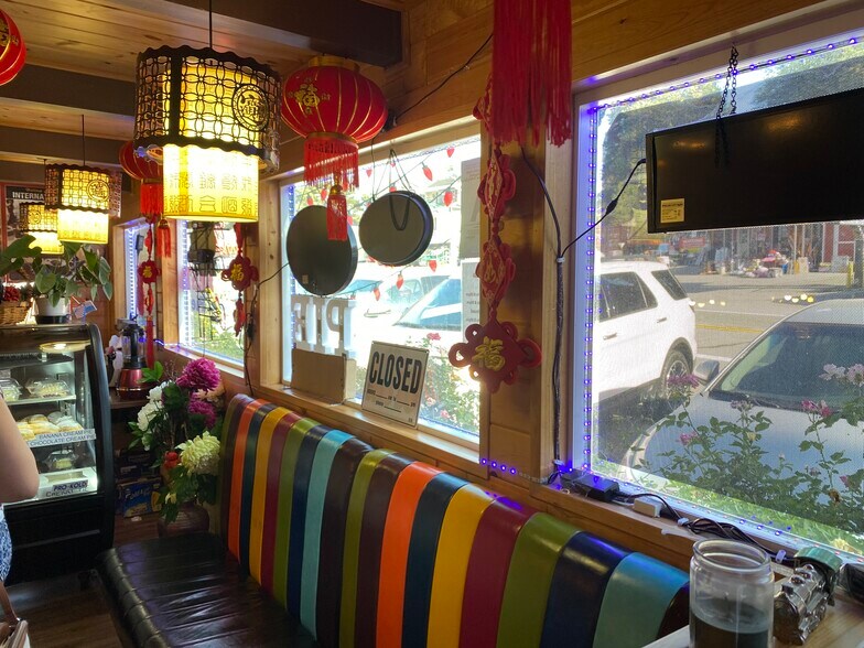 More Photos Of 31956 Hilltop Blvd, Running Springs Restaurant For Sale