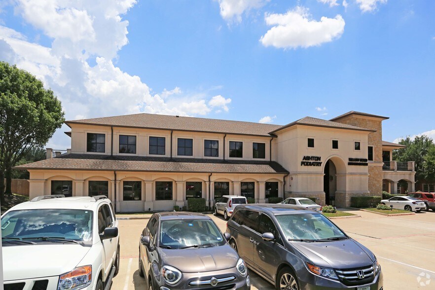 More Photos Of 5400 W Plano Pky, Plano Medical For Lease
