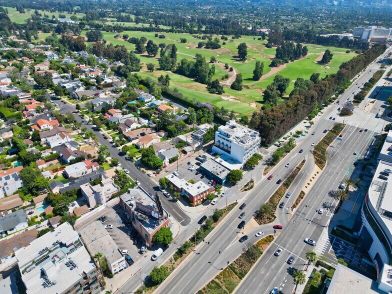 More Photos Of 10231 Santa Monica Blvd, Los Angeles Medical For Sale