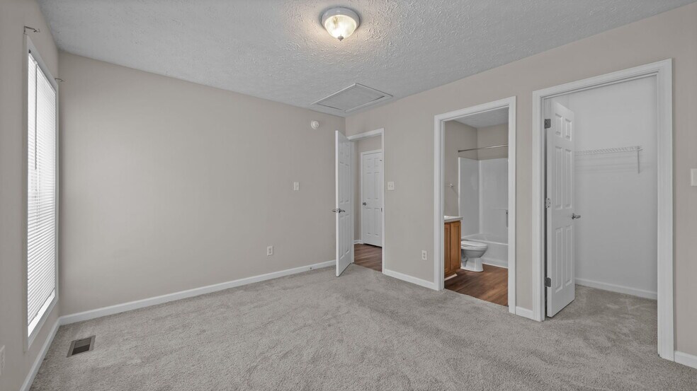 More Photos Of 624 S Williamson Ave, Elon Apartments For Sale