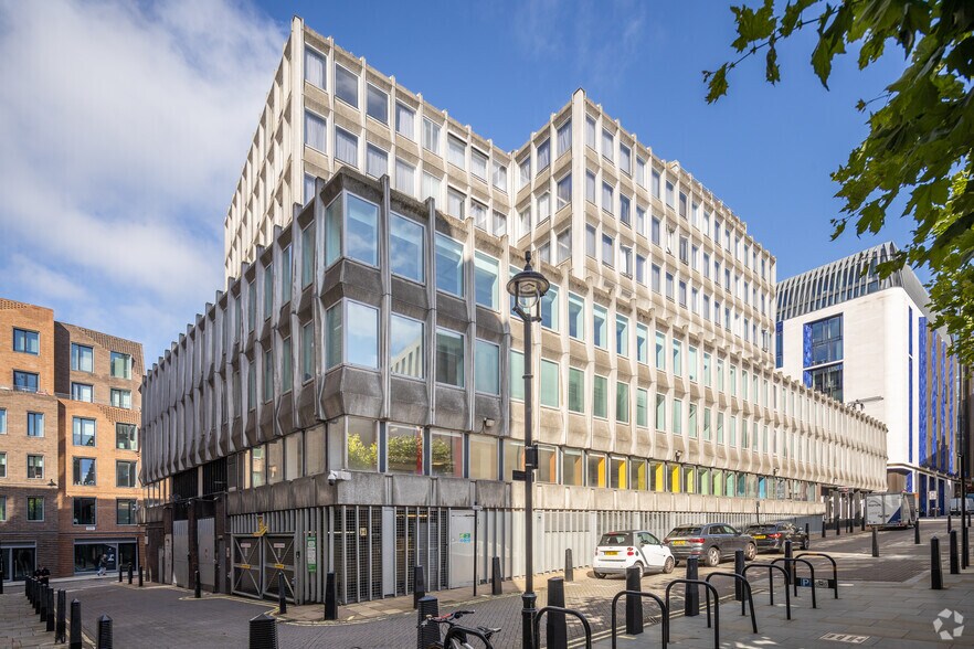 More Photos Of Whitcomb St, London Hotel For Lease