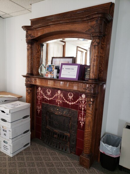 More Photos Of 65 E Broadway St, Butte Office For Lease