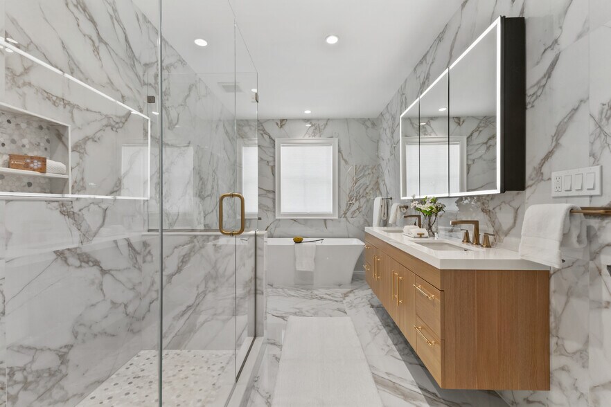 More Photos Of 151 Hamilton Ave, Greenwich Multifamily For Sale