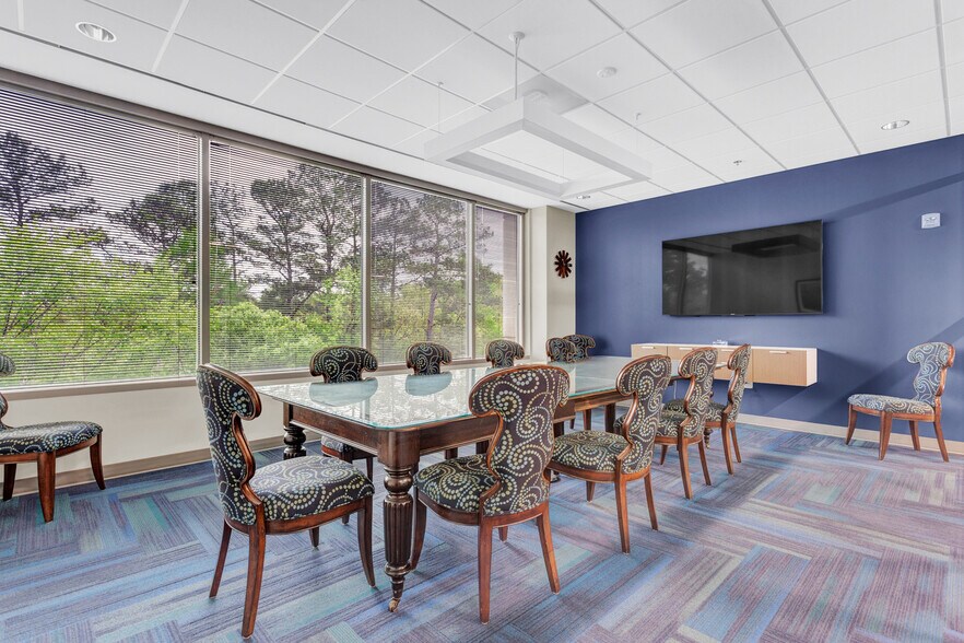 More Photos Of 3755 Mansell Rd, Alpharetta Office For Lease