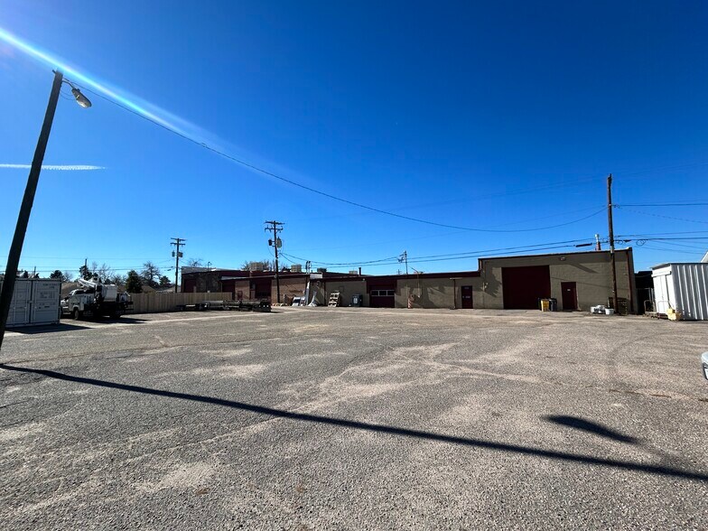 More Photos Of 3878-3898 S Jason St, Englewood Warehouse For Sale