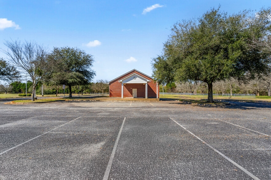 More Photos Of 2828 Harvest Rd, Jay Religious Facility For Sale