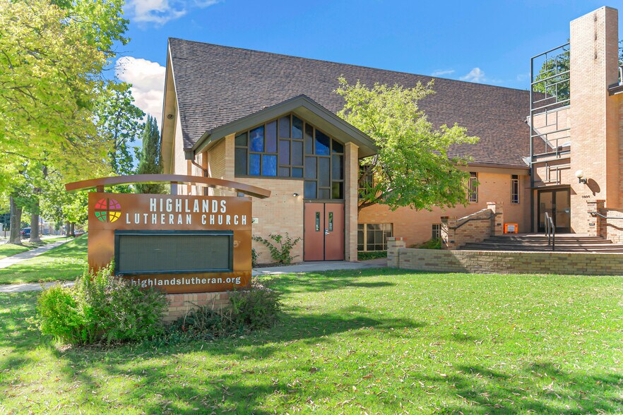 More Photos Of 3955-3995 N Irving St, Denver Religious Facility For Lease