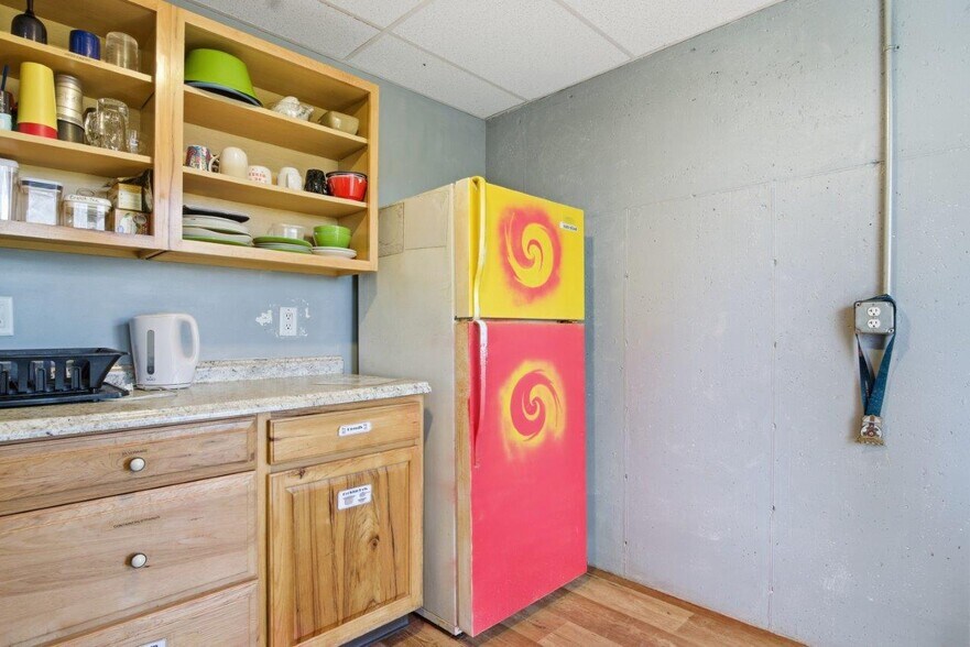 More Photos Of 204 Douglas Ln, Pearisburg Hospitality For Sale