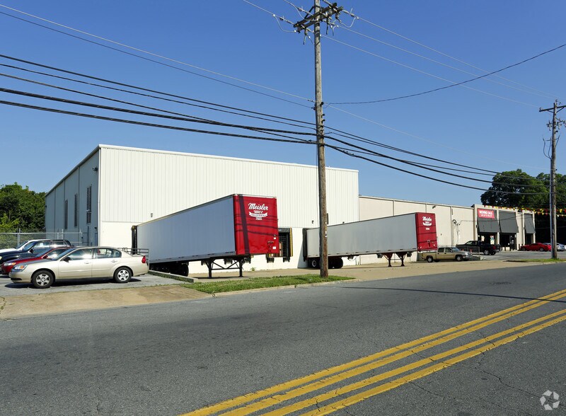 More Photos Of 3777 Winchester Rd, Memphis Showroom For Lease