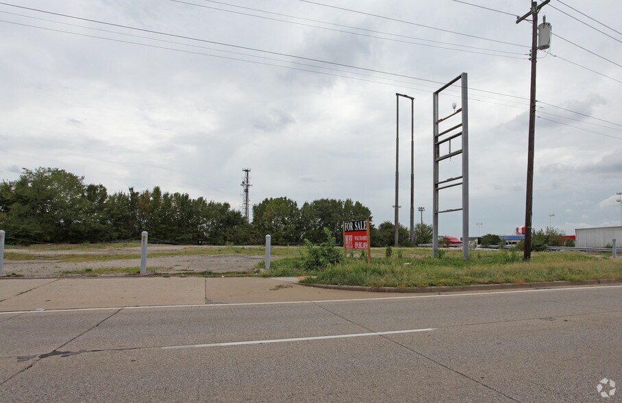 More Photos Of 7681 Burlington Pike, Florence Land For Lease