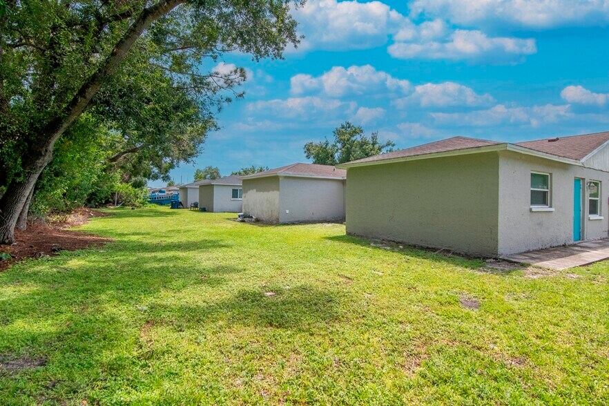 More Photos Of , Bradenton Multifamily For Sale