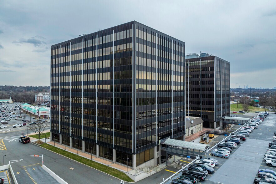 Primary Photo Of 411 Hackensack Ave, Hackensack Office For Lease