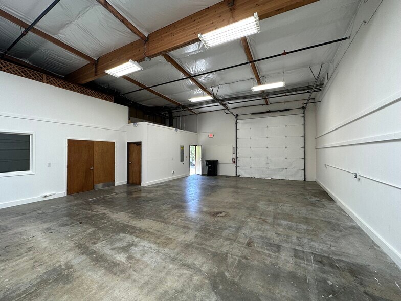 More Photos Of 5729 Sonoma Dr, Pleasanton Warehouse For Sale