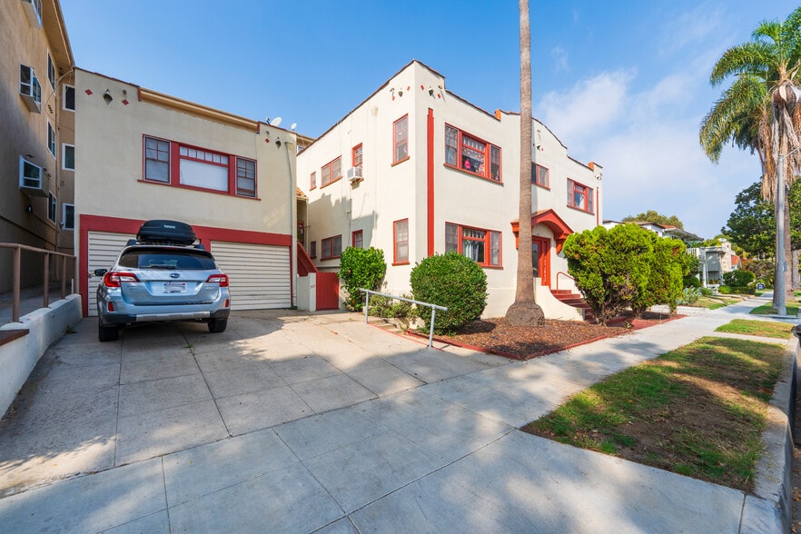 More Photos Of 207 Mira Mar Ave, Long Beach Apartments For Sale