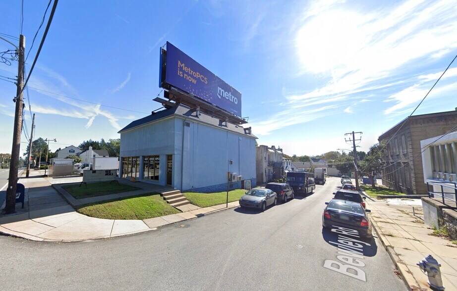 More Photos Of 101 E Township Line Rd, Upper Darby General Retail For Sale