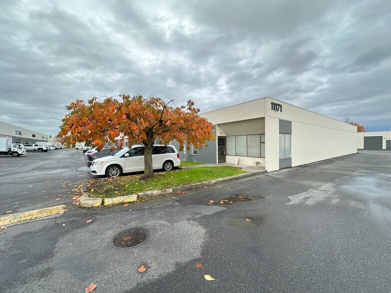 More Photos Of 11171 Horseshoe Way, Richmond Light Manufacturing For Sale