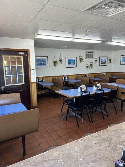 More Photos Of 1291 Abbott Rd, Buffalo Restaurant For Sale