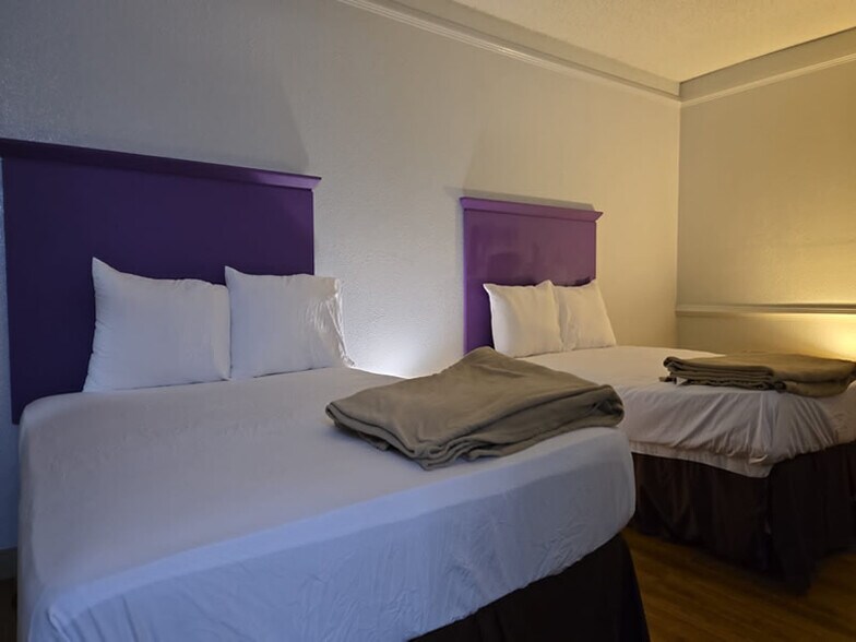 More Photos Of 4874 Old National Hwy, College Park Hotel For Sale