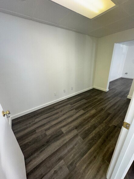 More Photos Of 375 Highway 105 Ext, Boone Office For Lease