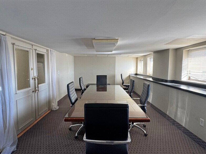 More Photos Of 1 E Chase St, Baltimore Apartments For Sale