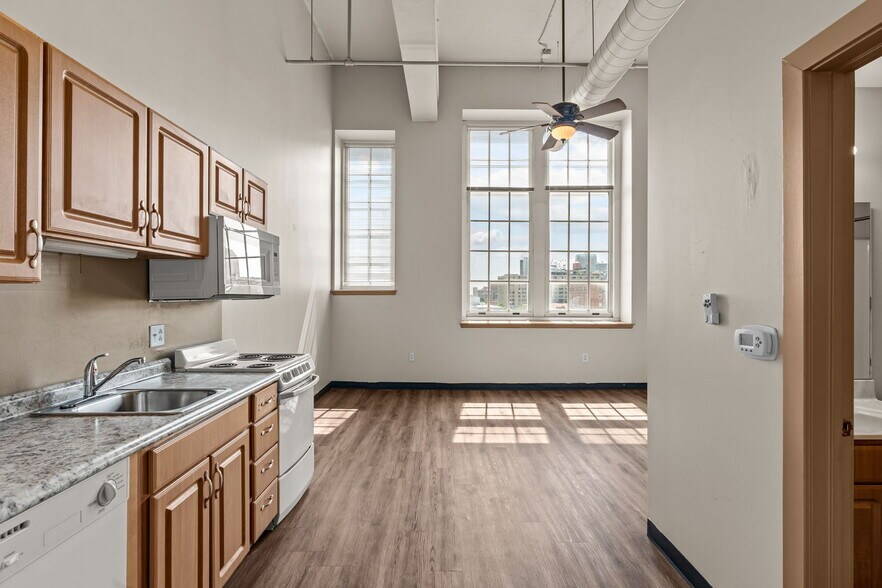More Photos Of 814 N 19th St, Saint Louis Apartments For Sale